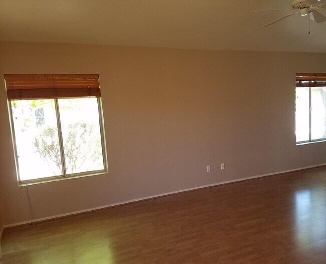 Building Photo - BEAUTIFUL CHANDLER HOME WITH LARGE YARD IN PRIME LOCATION