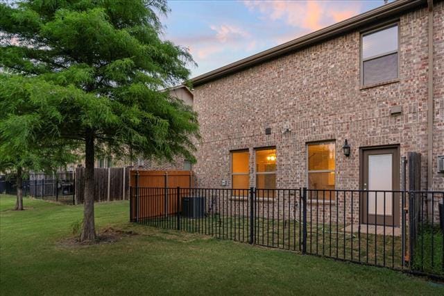 Building Photo - 6329 Hermosa Dr