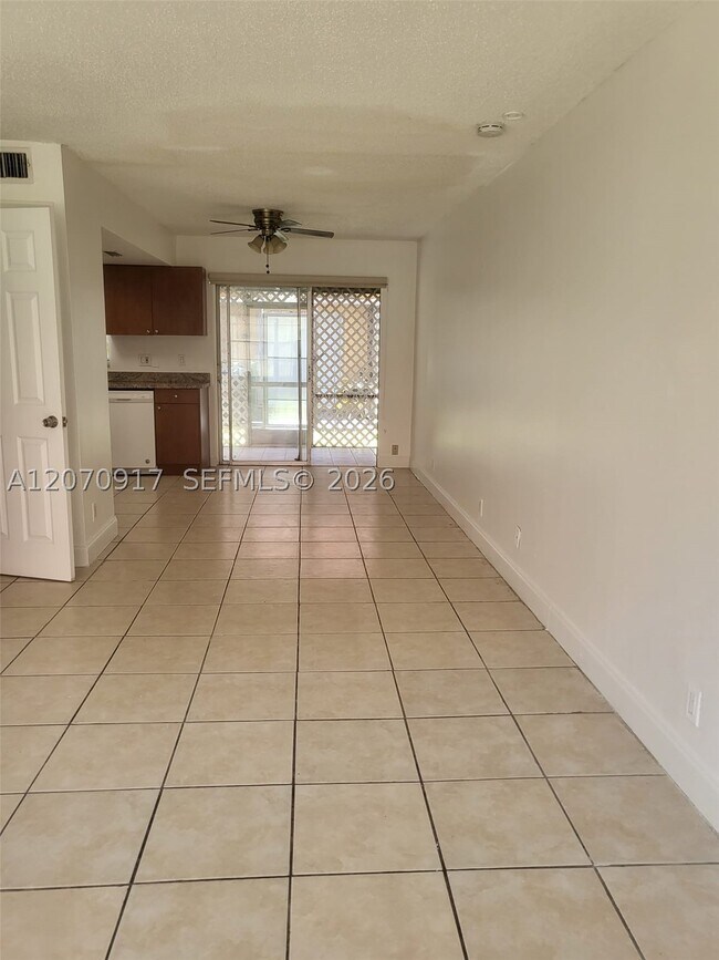 Building Photo - 2554 NW 52nd Ave
