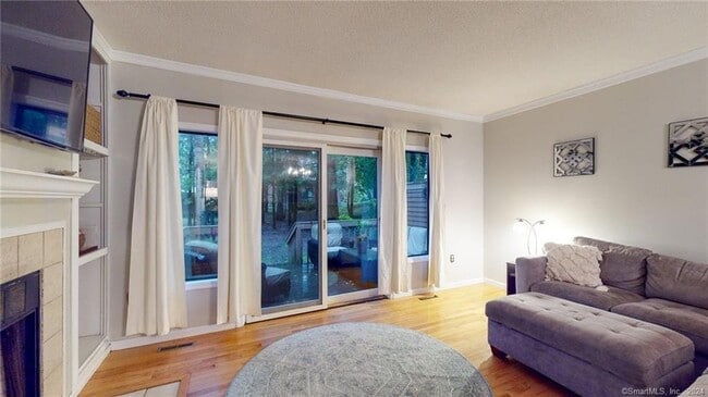 Building Photo - 3 Sterling Pl