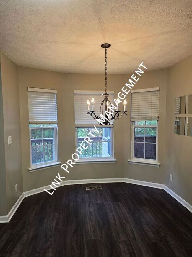 Building Photo - 6383 Rim Crest Ln