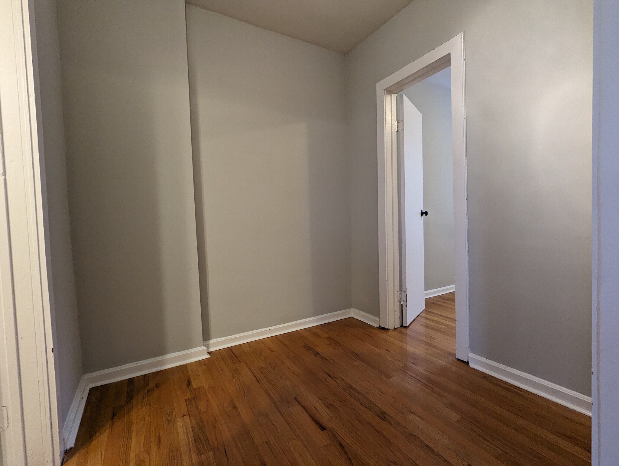 Building Photo - 618 W Patterson