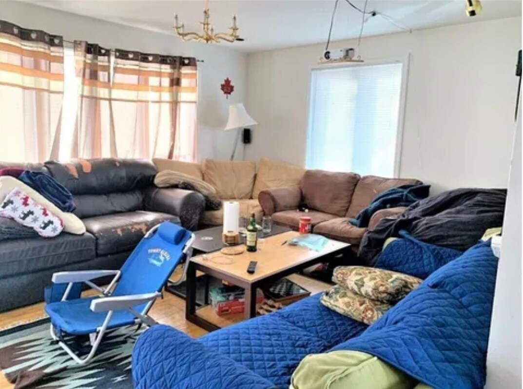 Building Photo - 309 Beacon St