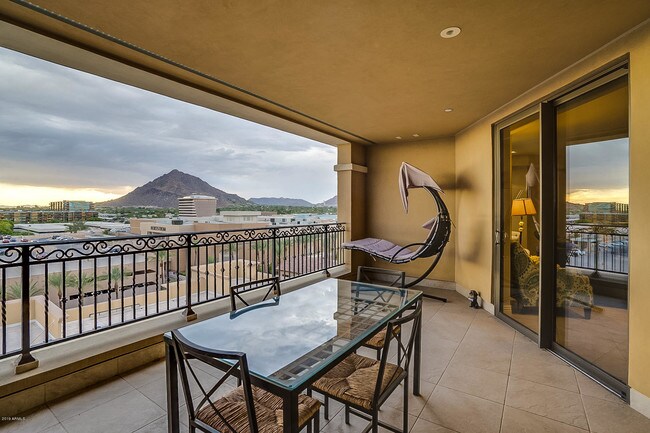 Building Photo - 7175 E Camelback Rd