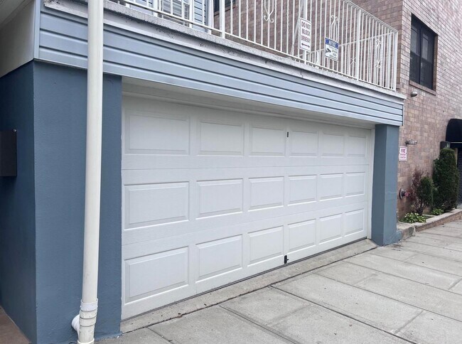 Building Photo - 600 17th St