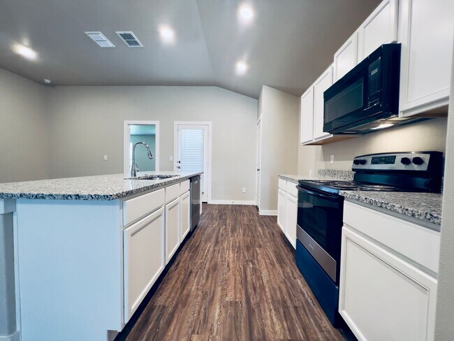 Building Photo - Pre-Leasing for August: Recently Constructed 3/2/2 in Frenship ISD with Turf Backyard