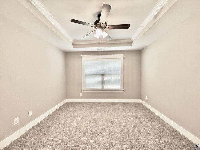 Building Photo - 408 Hawk's Nest Dr