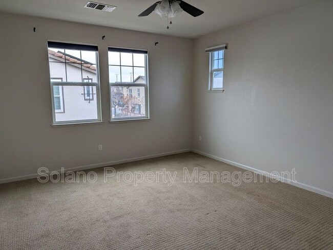 Building Photo - 1613 Centennial Dr