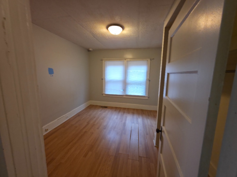 Building Photo - 105 Locust St