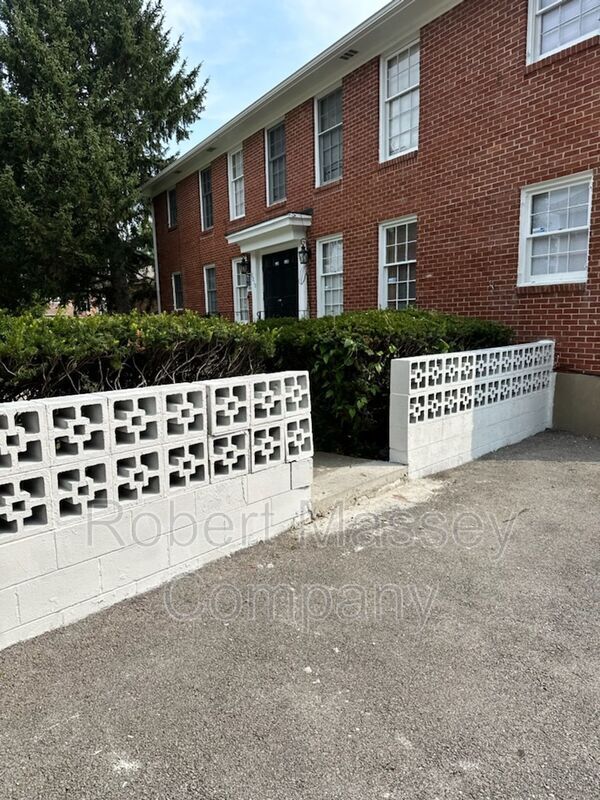 Building Photo - 2212 Steier Ln