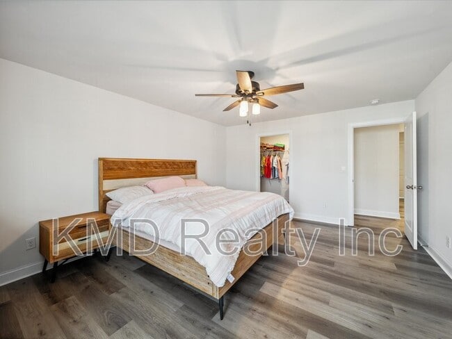 Building Photo - 6112 Willow Pin Ln