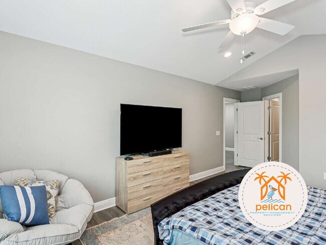 Building Photo - "Spacious 4-Bed Oasis with Granite Elegance in Navarre – 2062 Sq. Ft. of Pure Comfort!"