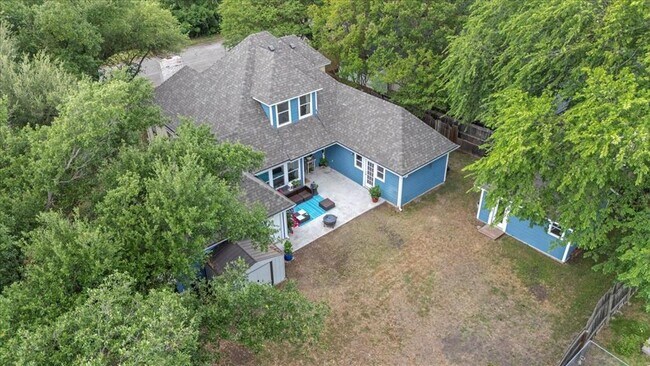 Building Photo - 1001 Timber Bend Dr
