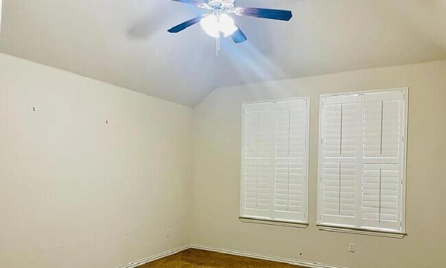 Building Photo - 616 Garner Park Dr