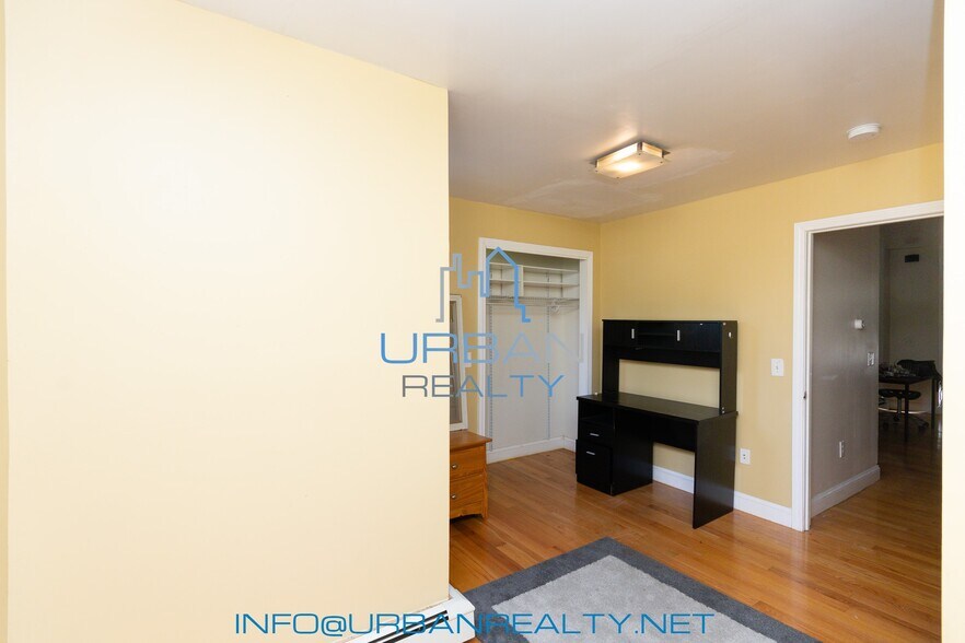 Bedroom 4 - 5 Wallingford Rd
