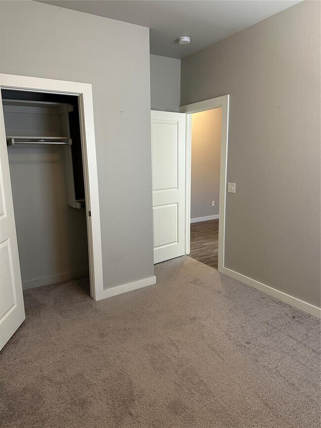 Building Photo - 14328 Peach Tree Dr