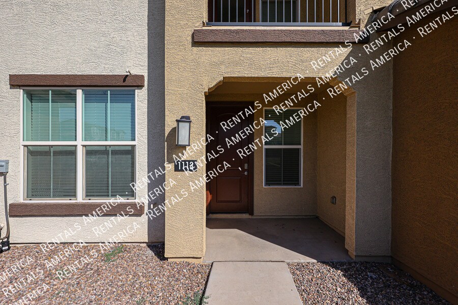 Building Photo - 1255 N Arizona Ave