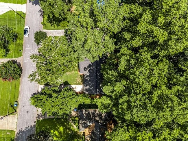 Building Photo - 1774 Laurelwood Dr SW