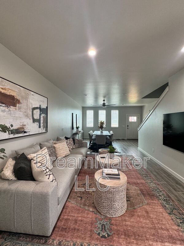 Building Photo - 2807 Clifton Ter