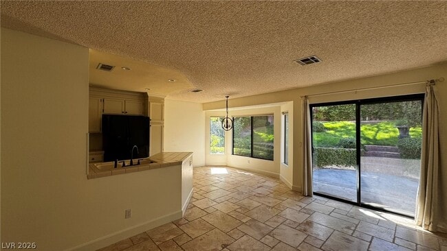 Building Photo - 3025 Harborside Dr