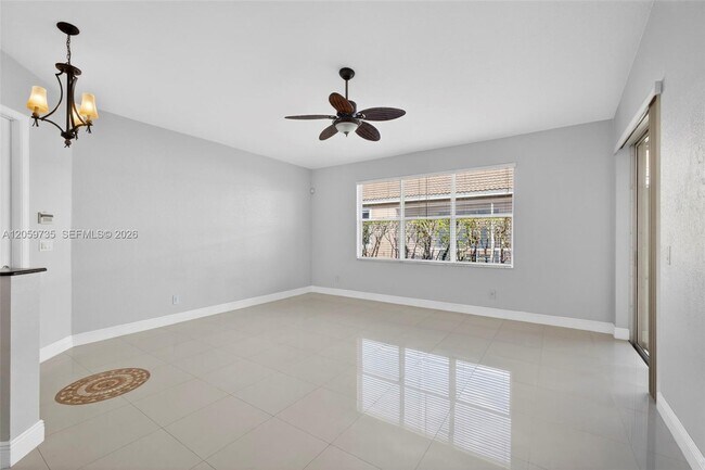 Building Photo - 2151 Umbrella Cay
