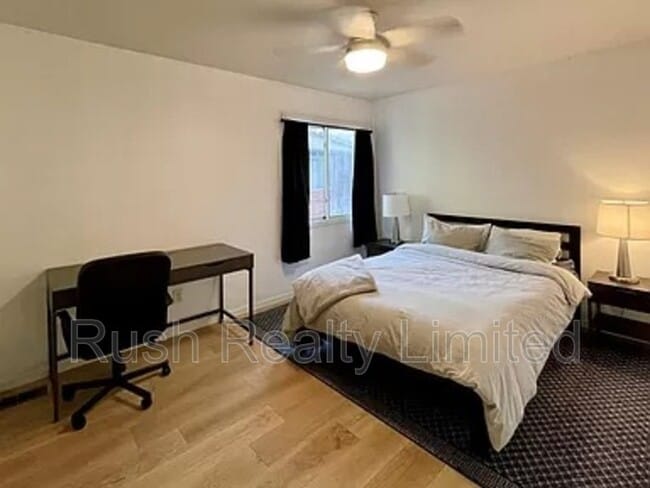 Building Photo - 2657 S University Blvd