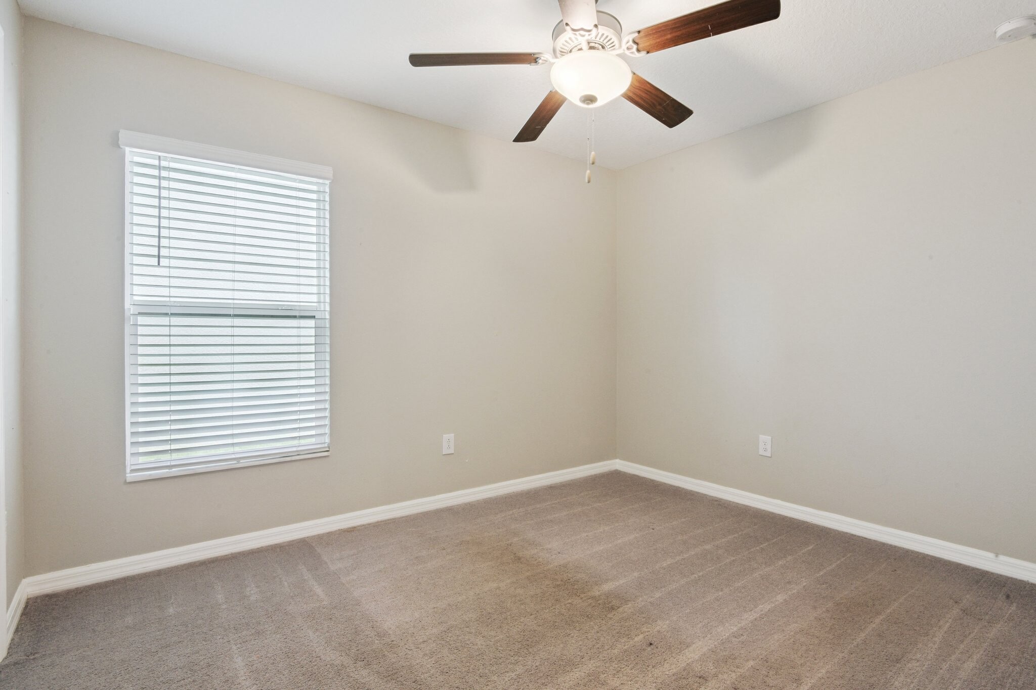 Building Photo - 5436 Blue Azure Dr