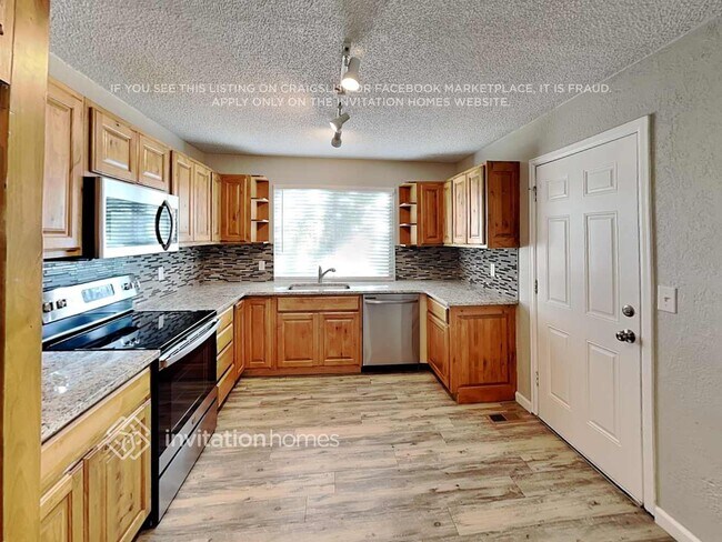 Building Photo - 842 Old Dutch Mill Rd