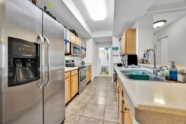 Building Photo - 12017 Villanova Dr