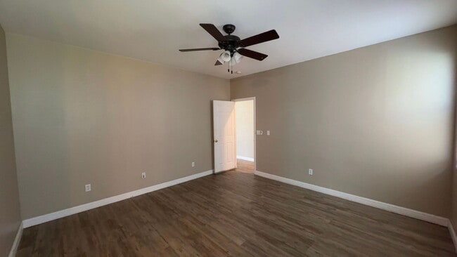 Building Photo - Beautiful Home for Rent in NW Shannon Ranch