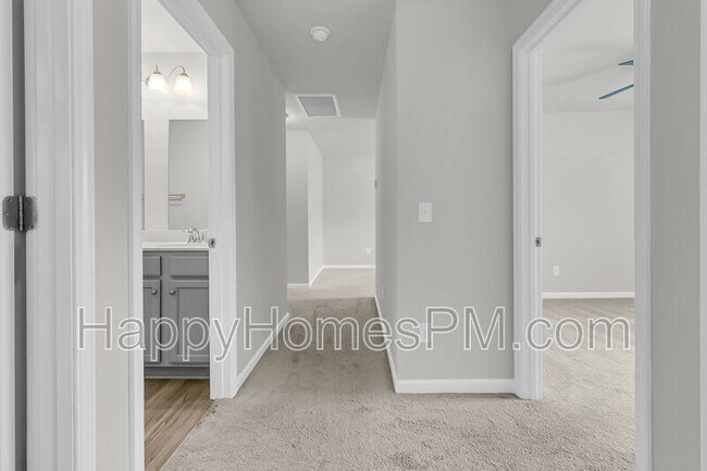 Building Photo - 9678 Roseberry St