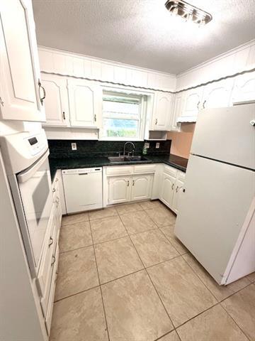 Building Photo - 3520 Wharton Dr