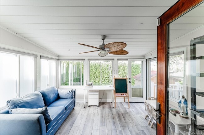 Building Photo - 575 Cornwell Ave