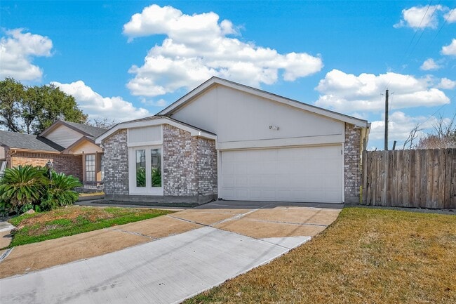 Building Photo - 3517 Denio Dr