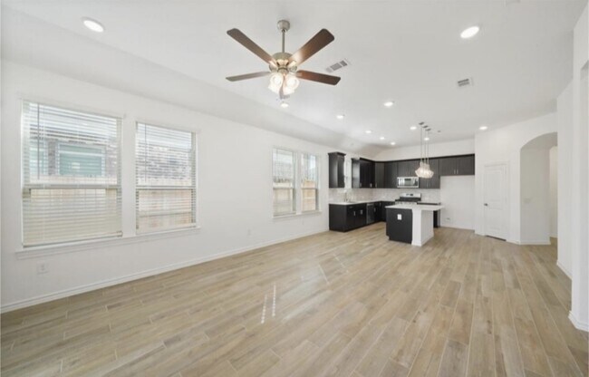 Building Photo - 1309 Tan Gable Ln