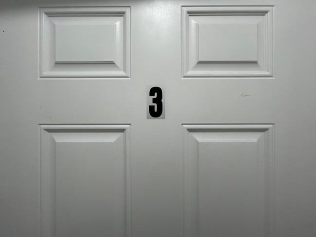 Primary Photo - 222 W Patterson St