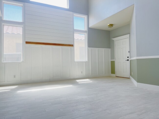 Building Photo - 4572 Yellow Harbor St