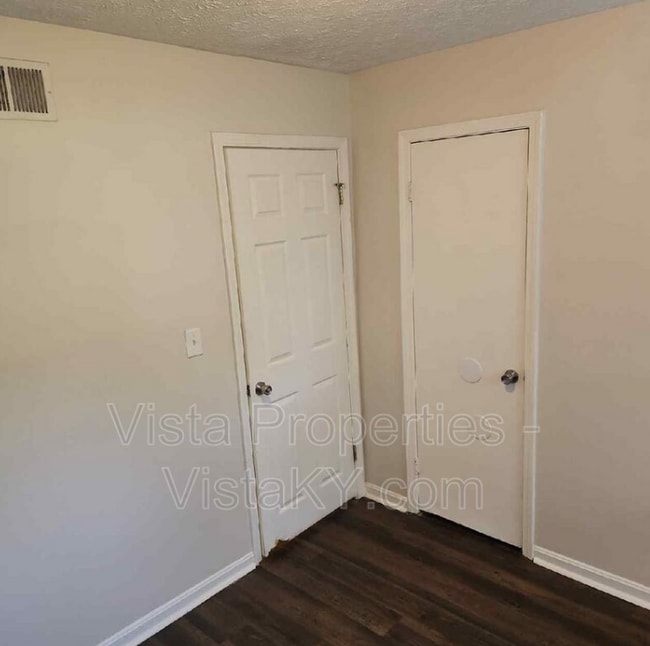 Building Photo - 4816 Andalusia Ln