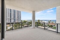 Building Photo - 305 Briny Ave