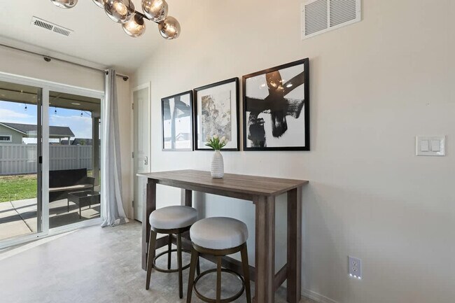 Building Photo - 3808 Bobwhite St