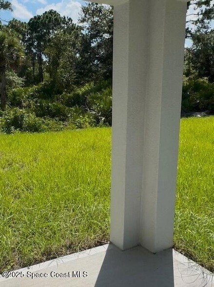 Building Photo - 311 La Croix Rd SW