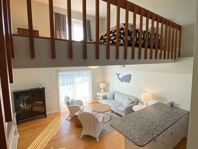 Building Photo - OCEAN VIEW OF THE SUNRISE AND SUNSET!!!