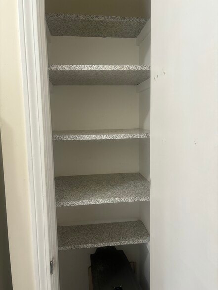 Building Photo - 3113 Green Valley Rd