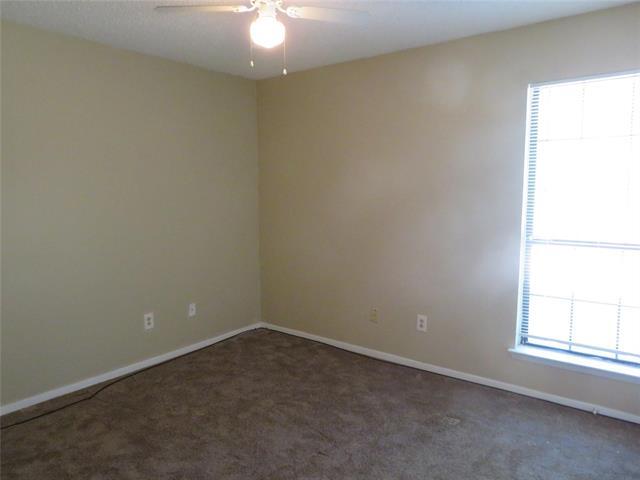 Building Photo - 1755 Carrington Dr