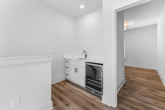 Building Photo - Brand New Modern City Townhome  | Downtown...