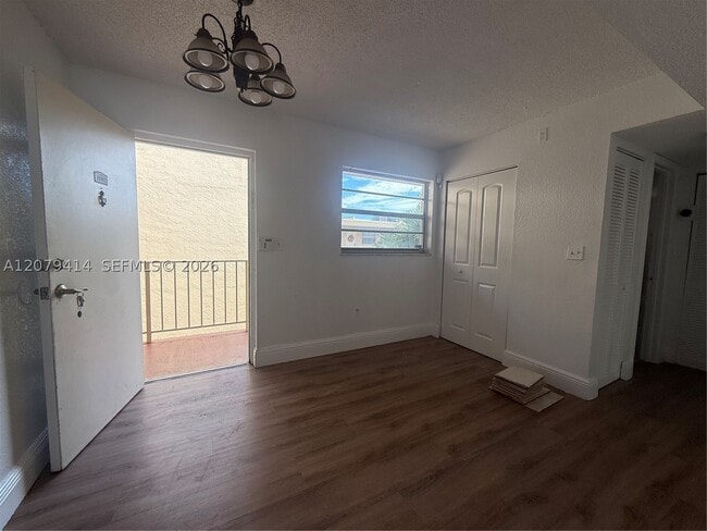 Building Photo - 13100 SW 92nd Ave