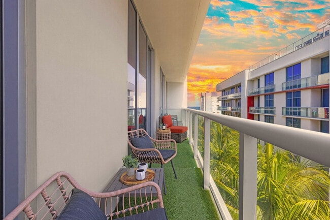 Building Photo - 777 N Ocean Dr