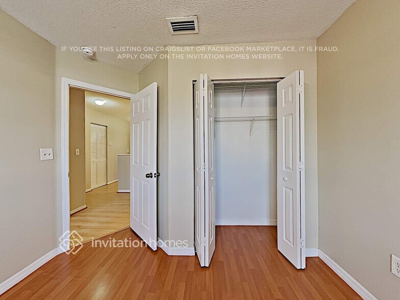 Building Photo - 15108 SW 141st Terrace