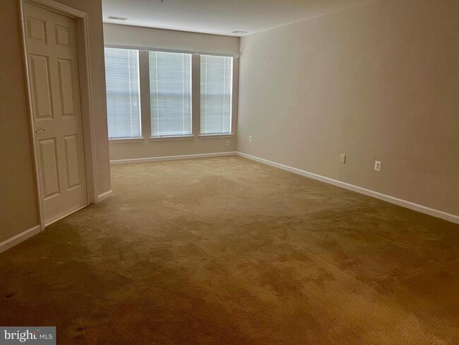 Building Photo - 509 Stone Springs Lane
