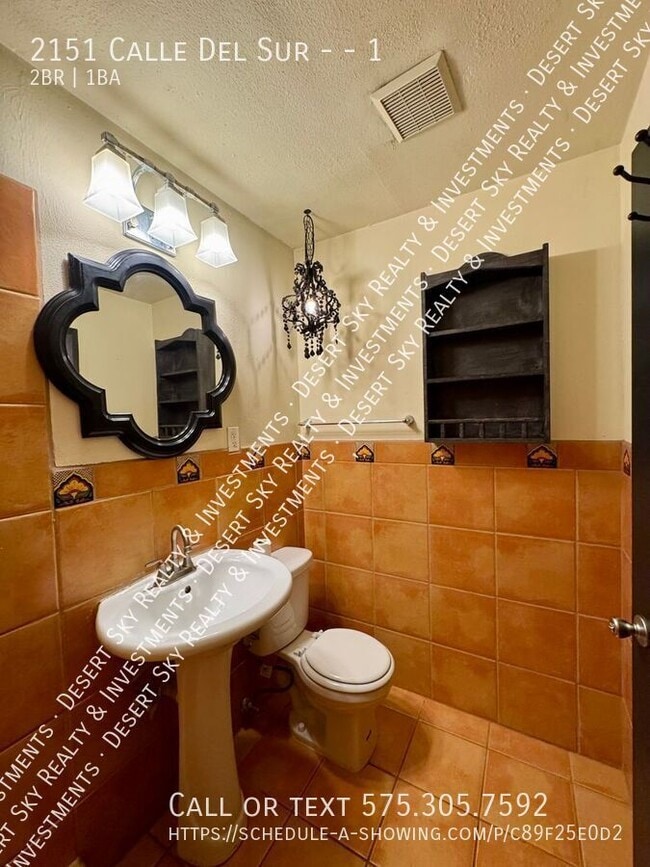 Building Photo - 2151 Calle Del Sur